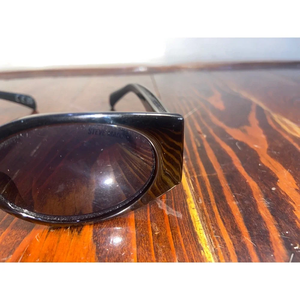 Steve Madden Nancee Black 90s Skinny Rectangular Sunglasses Chunky Retro Frames